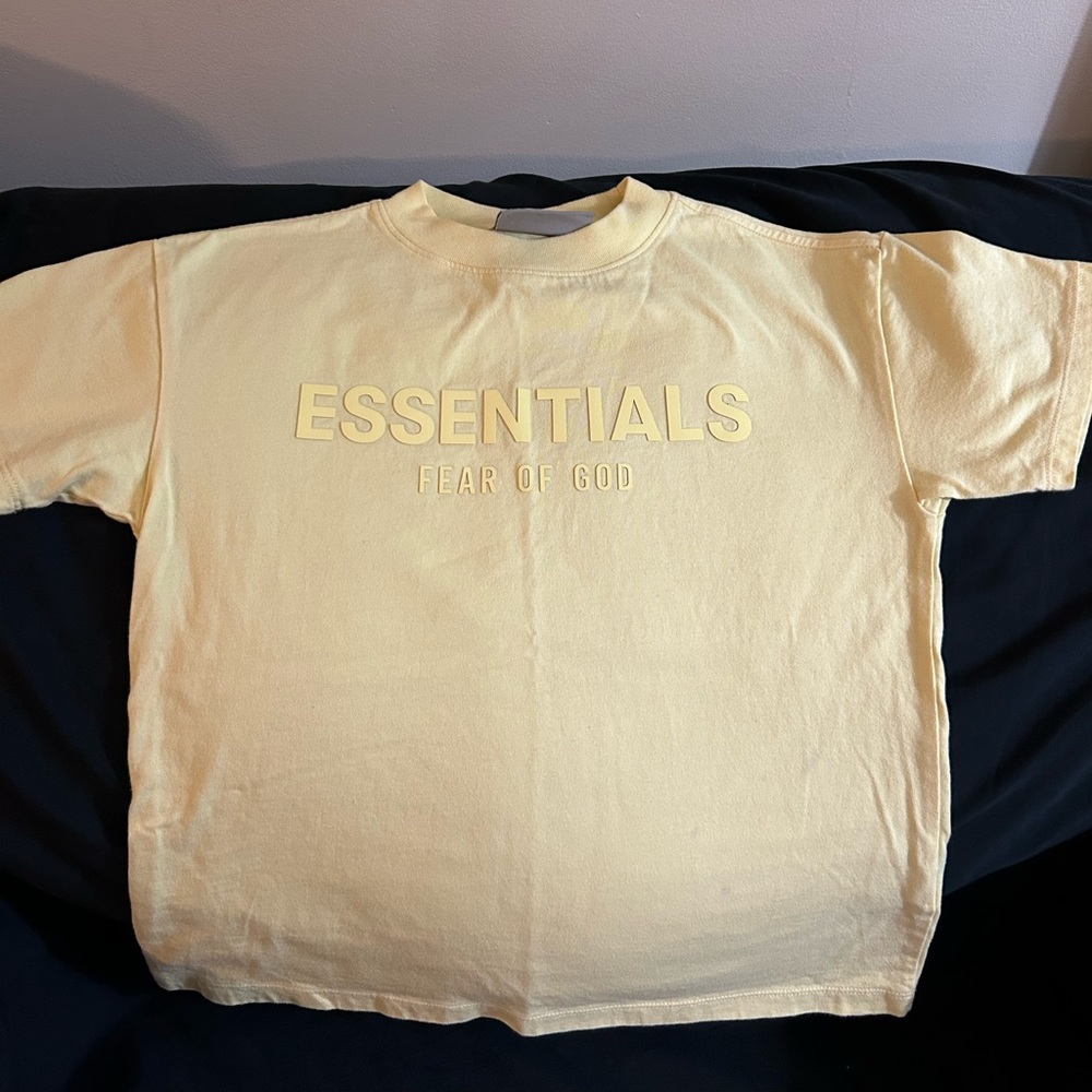 ✨Kids Essential t-shirt✨